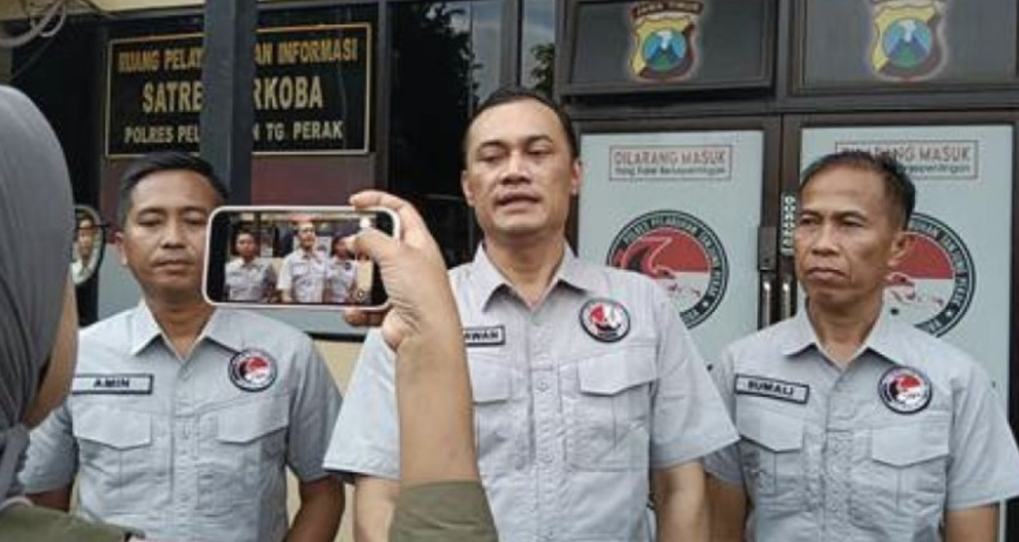 Screenshot 2026 04 18 at 23.52.02