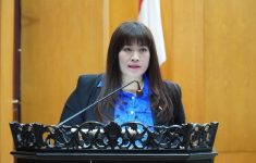 anggota komisi c dprd surabaya herlina harsono njoto 1788312158939 169